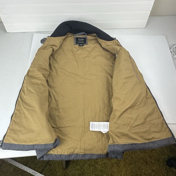 C.C. Filson Quilted Gray Work Pack Vest Sleeveless Jacket Pockets Mens Size M - Picture 7 of 11